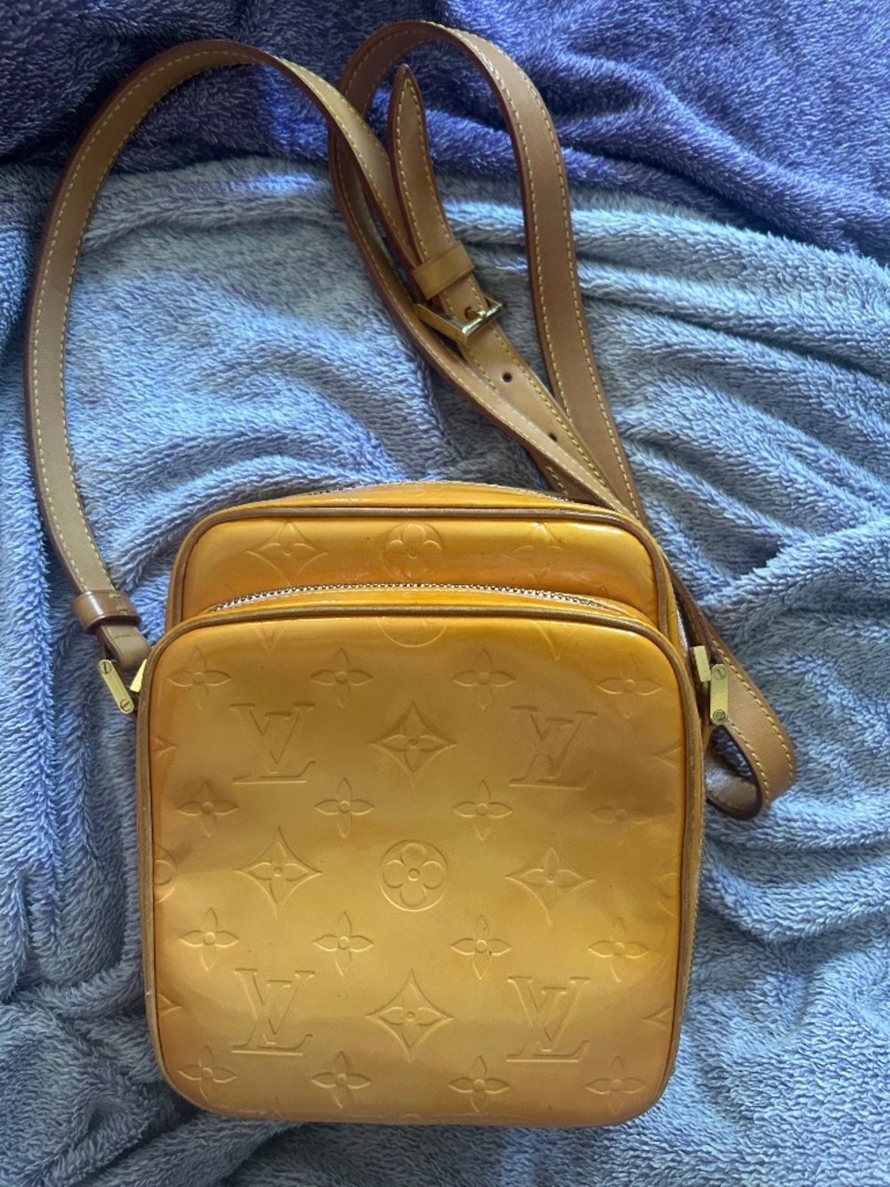Louis Vuitton Vernis Worcester Yellow/Golden Patent Leather Shoulder/Crossbody B